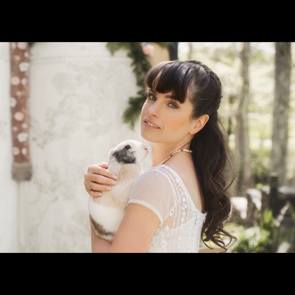 Meet your Posher, Leatha